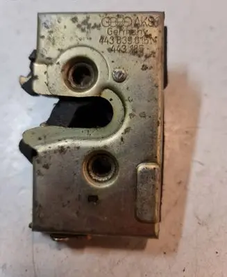 Audi 100 200 5000 C3 Rear door lock 443839015N 443185