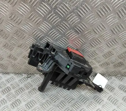 Mercedes-Benz C W205 Fuse box set A2055402591