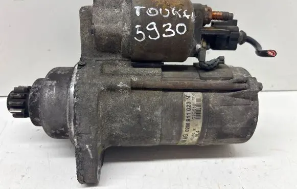Volkswagen Touran I Starter motor 02M911023N