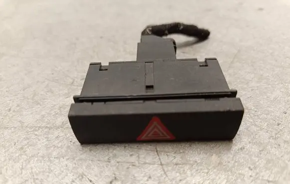 Audi A6 S6 C6 4F Hazard light switch