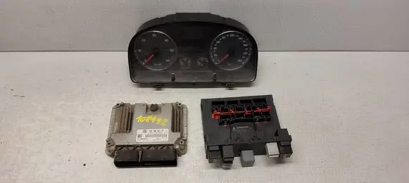 Volkswagen Caddy Engine ECU kit and lock set 03G906021PD 3C8937049D A2C53023102