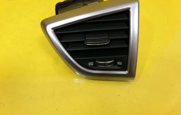 Hyundai Veloster Dashboard side air vent grill/cover trim 97490-2V000