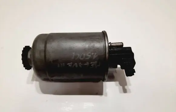 Renault Megane III Fuel filter housing 