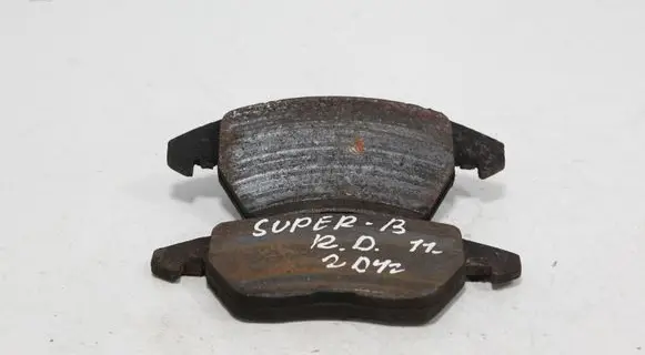 Skoda Superb B6 (3T) Brake pads (front) 