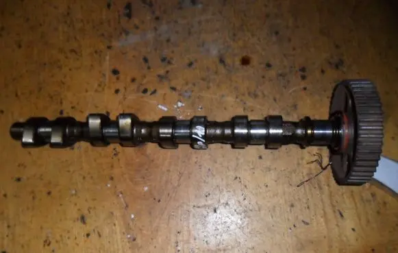 Opel Astra G Camshaft 