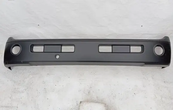 Nissan Cab Star Front bumper 6201044015 M0UU044015