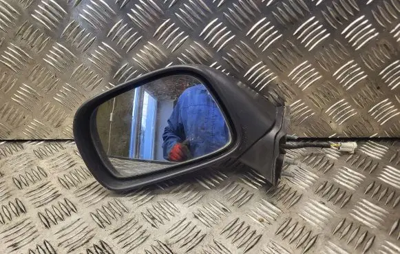 Opel Agila A Front door electric wing mirror 010609