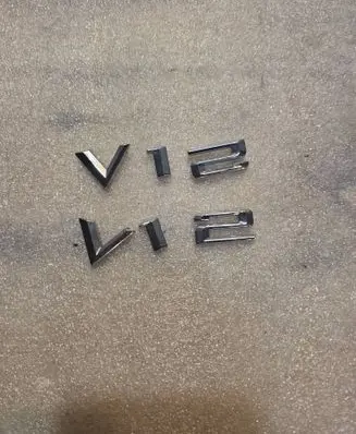 BMW 7 E38 Manufacturers badge/model letters 