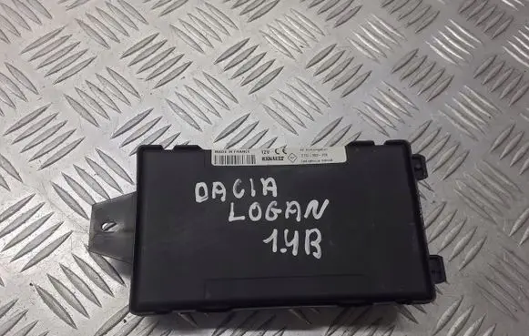 Dacia Logan I BSM Control unit 8200296328A
