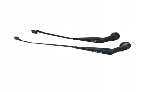 Citroen C4 II Picasso Front wiper blade arm