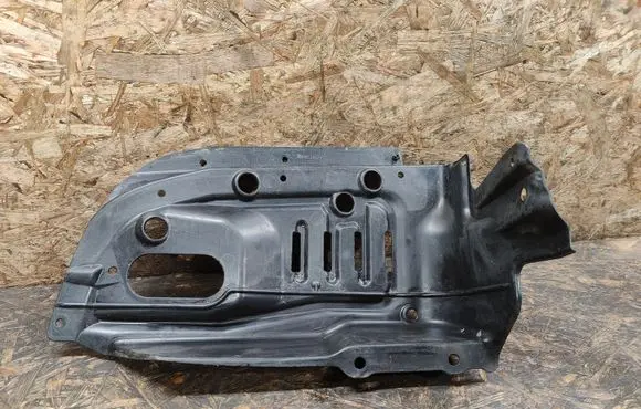 Mitsubishi Grandis Rear bumper underbody cover/under tray MN167827
