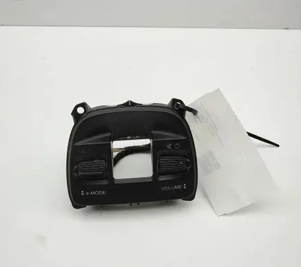 Fiat 500E A set of switches 07357582120