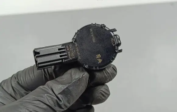 DS Automobiles 7 Crossback Rain sensor 9813167380