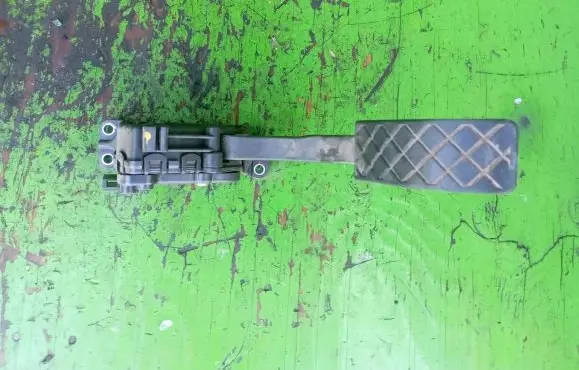 Skoda Fabia Mk2 (5J) Accelerator throttle pedal 6Q1721503M