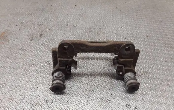 Toyota Corolla Verso AR10 Brake caliper pad carrier rear 