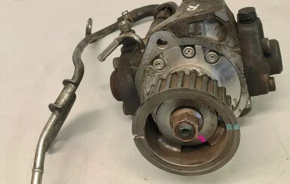 Mitsubishi L200 Fuel injection high pressure pump 1460A001 SM2940000331