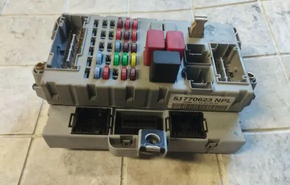 Fiat Doblo Fuse box set 51770623NPL