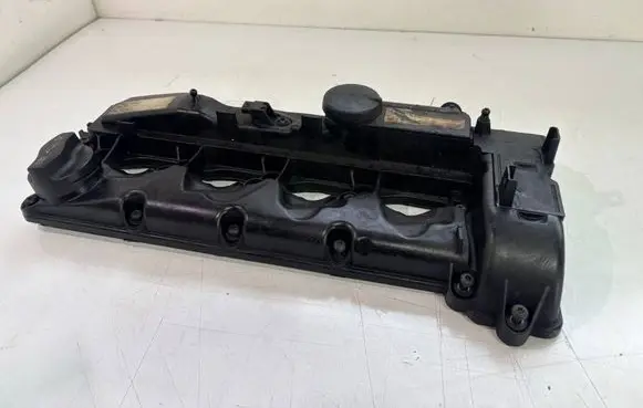 Mercedes-Benz B W246 W242 Rocker cam cover A6510101030