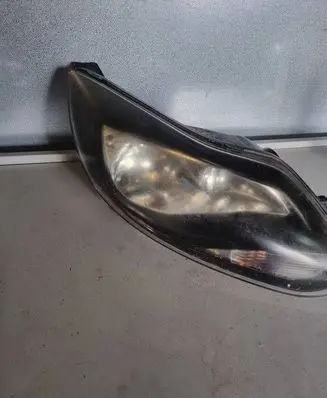 Ford Focus Headlight/headlamp 1481914820 1482114822