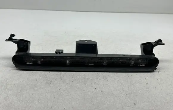 Volvo V70 Third/center stoplight 30763884 16511110