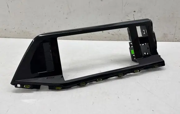 Volkswagen Multivan T7 Panel trim 7T2857747C