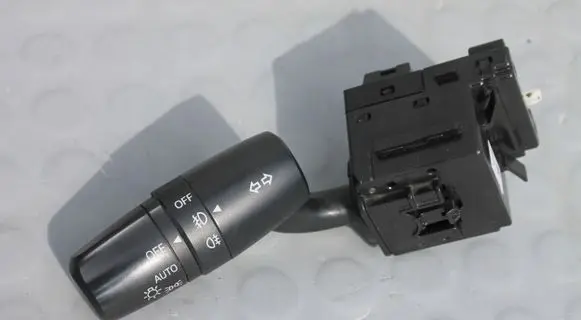 Mazda CX-3 Wiper turn signal indicator stalk/switch