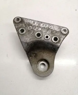 Saab 9-5 Engine mounting bracket 5063672