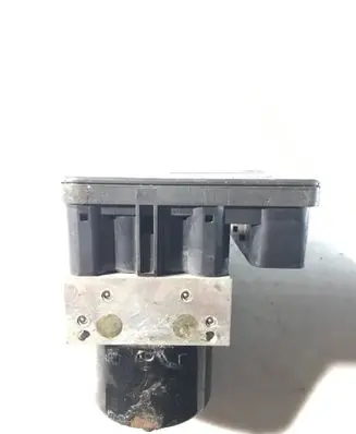 Volkswagen Golf IV ABS Pump 1C0907379E 1J0614517E