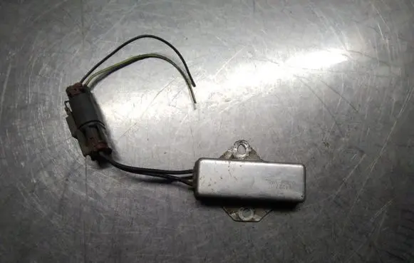 Subaru Forester SF Fuel injection control unit/module 684227