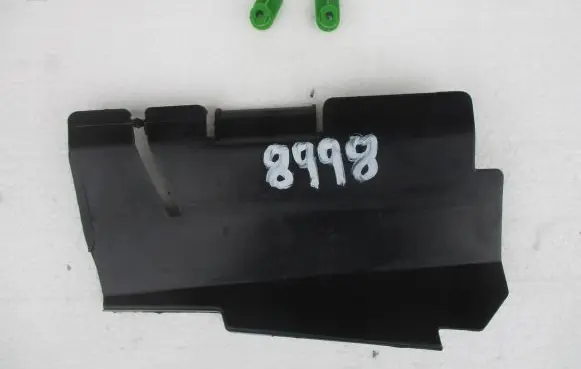 Renault Scenic II - Grand scenic II Intercooler air guide/duct channel 8200183775