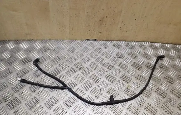Ford Mondeo MK V Windshield washer fluid hose 