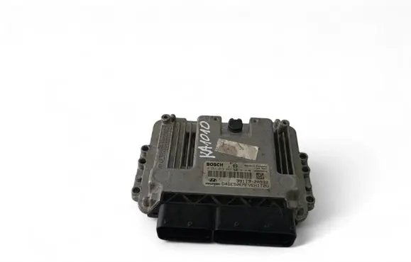 Hyundai i30 Engine control unit/module ECU 391132A932 0281019083
