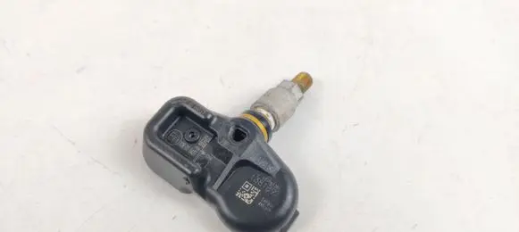 Lexus CT 200H Tire pressure sensor E11035437