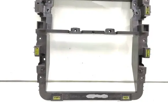 Volkswagen Touran I Radio/GPS head unit trim 1T0858005A