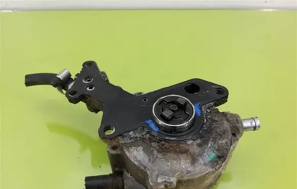 Volkswagen Caddy Electric auxiliary coolant/water pump 038145209