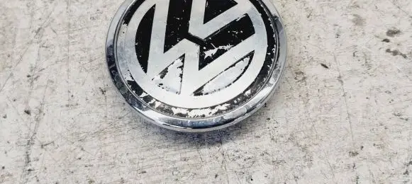 Volkswagen Golf V Original wheel cap 4B0601170A