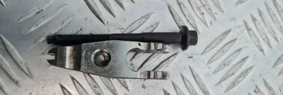 Ford Ranger Fuel Injector clamp holder