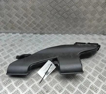 BMW 2 F44 Air intake duct part 7645645
