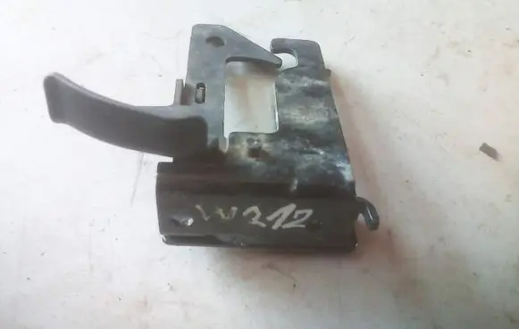 Mercedes-Benz E AMG W212 Engine bonnet/hood lock/latch loop/hook A2128800064