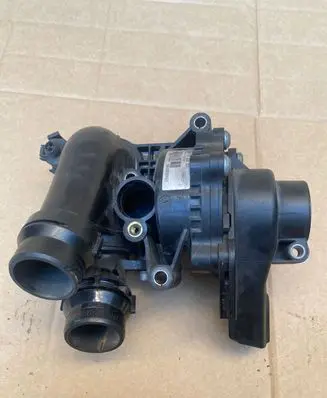 Skoda Octavia Mk2 (1Z) Water pump 06H121026CC 9840090460 PA10140