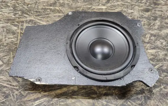Porsche Boxster 986 Front door speaker