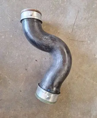Volkswagen Touran I Intercooler hose/pipe 1K0145832