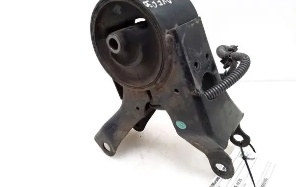 Nissan Murano Z50 Engine mount bracket 