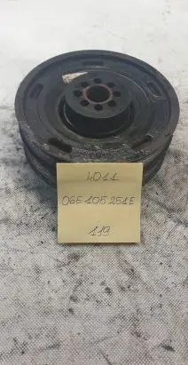 Audi A6 S6 C6 4F Crankshaft pulley 06E105251E