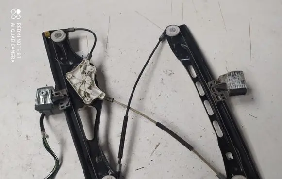 Mercedes-Benz E W211 Front door window regulator with motor A2118203042 993627101 A2117200246