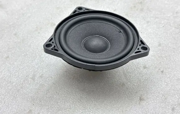 Tesla Model Y Panel speaker 107974200B 10984402 2509210212A