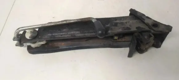 Volkswagen Golf III Lift Jack 
