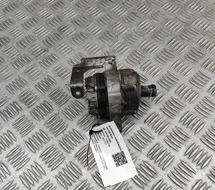 Porsche Boxster 982 Electric auxiliary coolant/water pump 04L965567 982965558