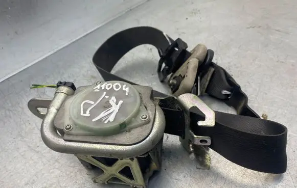 Chrysler 300 - 300C Front seatbelt 52144 2026238 52142618B