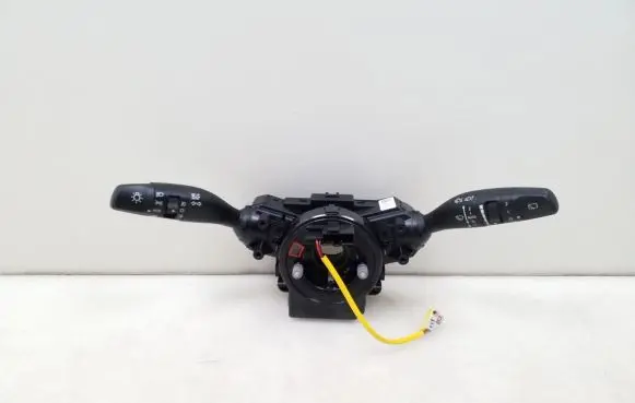 KIA Ceed Wiper turn signal indicator stalk/switch 93404J7960